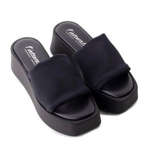 L’INTERVALLE Mazzini Black Lycra sandal